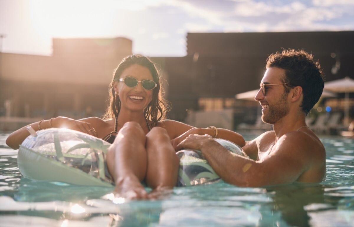 Pool Couple lrg