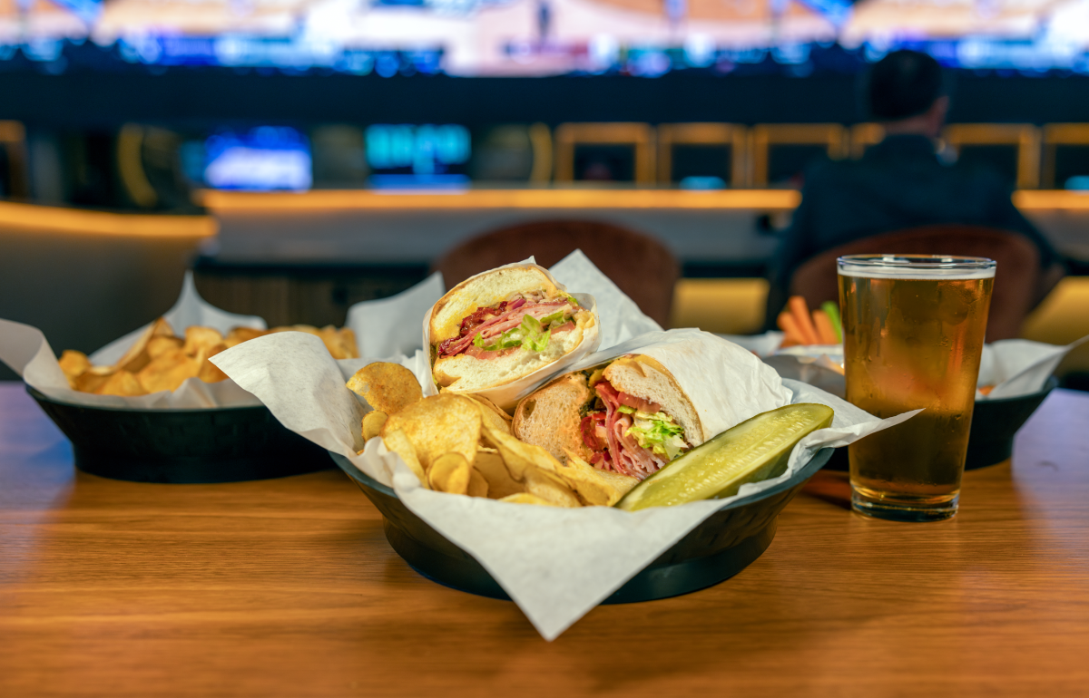 Sportsbook Bar at Santan Mountain