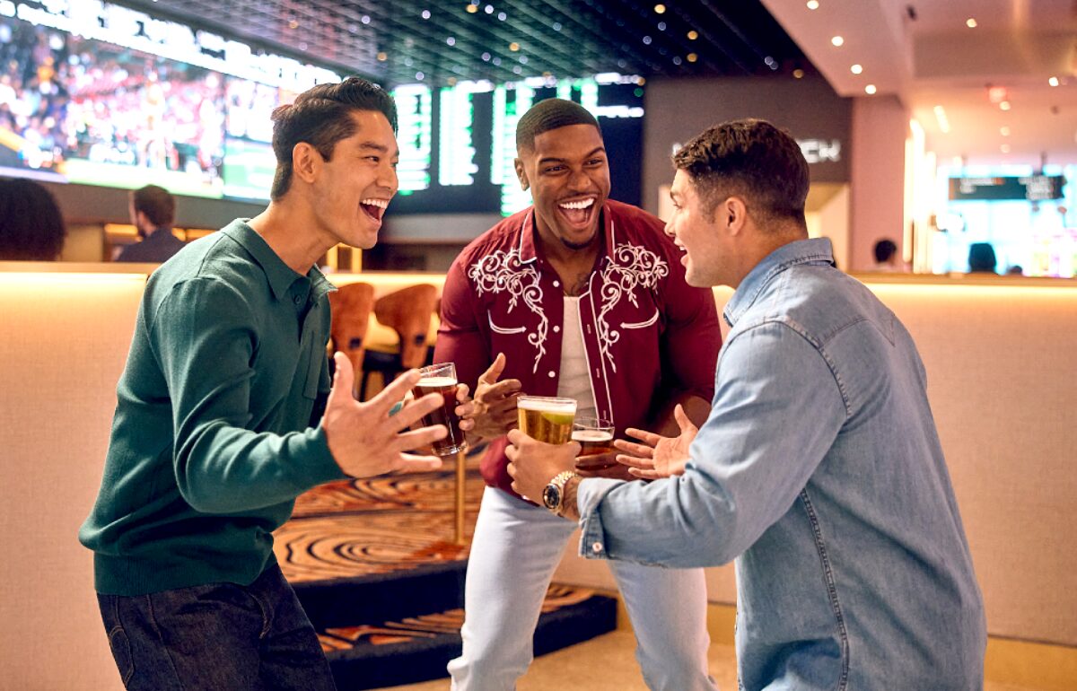 Sportsbook Trio lrg